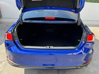 LEXUS IS 2.5 300h F Sport + Cuero