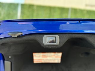 LEXUS IS 2.5 300h F Sport + Cuero