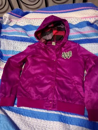 Chaqueta Nike Lila con Forro