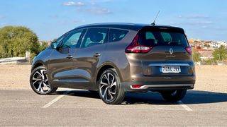 Renault Grand Scenic 2016