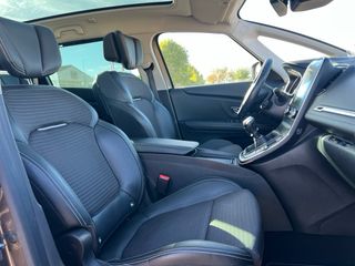 Renault Grand Scenic 2016