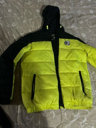 Giubbone ragazzo nero e giallo