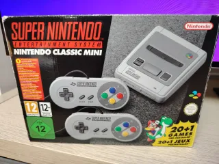 Super Nintendo Classic Mini + 2 Mandos