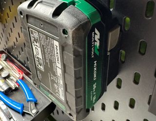 4 Soportes Batería Hikoki 18V