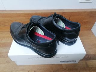Zapatos Callaghan Talla 42 Negros