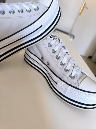 Converse plataforma blancas