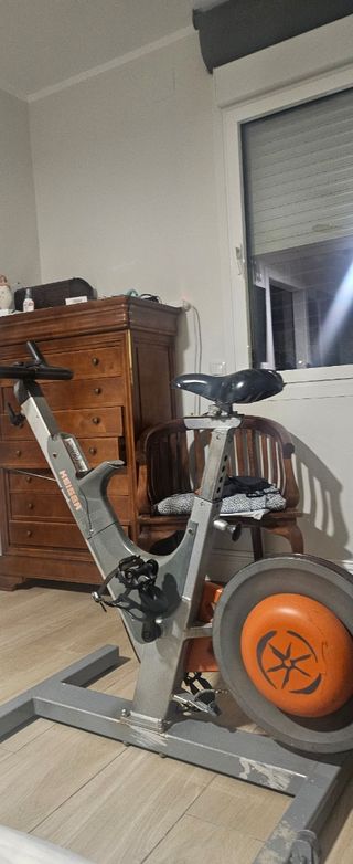 Bicicleta Spinning Keiser