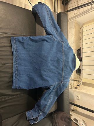 Chaqueta vaquera con borrego