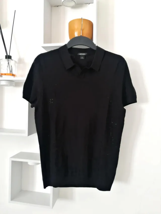 Maglia nera Monki con colletto tipo polo