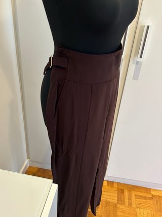 Pantalón Massimo Dutti marrón chocolate