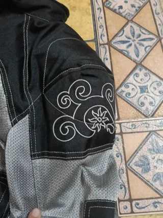 Chaqueta mujer talla XS con chubasquero y pantalón
