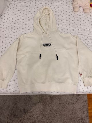 Sudadera Stranger Things Beige