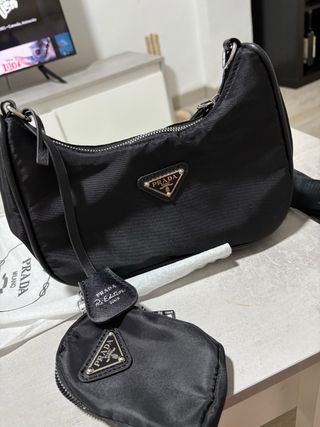 Bolso Prada Negro Nylon Re-Edition 2005