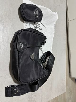 Bolso Prada Negro Nylon Re-Edition 2005