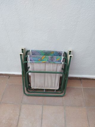 Silla de playa plegable se vende la pareja.