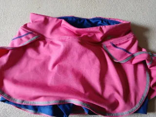 Falda pantalon deportivo rosa y azul