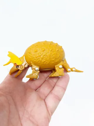 Triceratopo Egg Monsters Bandai anni '80