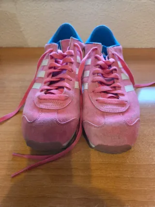 Zapatillas Adidas rosas y azules