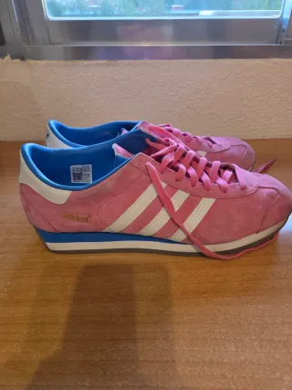 Zapatillas Adidas rosas y azules