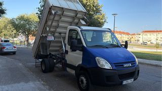 Iveco Daily basculante 
