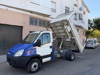Iveco Daily basculante 