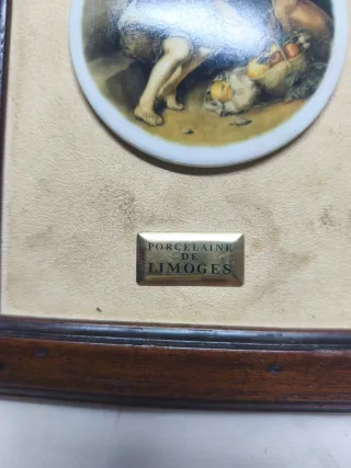 Cornice in legno con inserto in ceramica Limoges