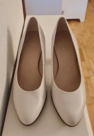 Zapatos tacón Wonders blancos mujer