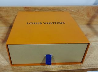 Caja Louis Vuitton Naranja y Beige