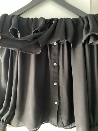 Camisa Zara Volantes Hombros Descubiertos