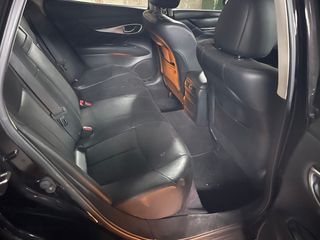 Infiniti Q70 2018