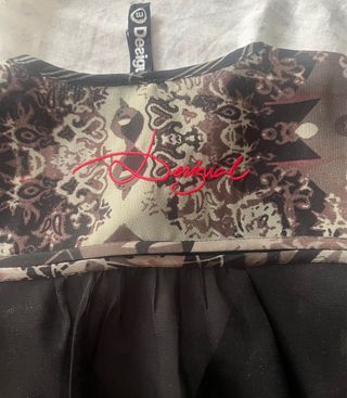 Blusa Desigual Manga Larga Estampada