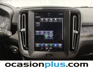 Volvo XC40 D3 Momentum Core Auto 110 kW (150 CV)