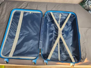 Maleta troler mediana Marvel Avengers 