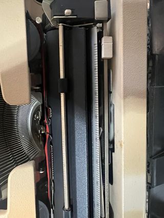 Máquina de escribir Olivetti Lettera 35