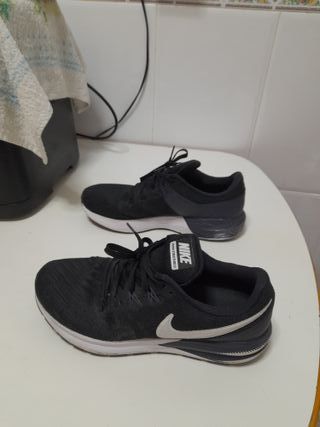 Zapatillas Nike Zoom Structure 22 Negras