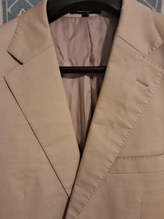 Blazer Zara Man Mostaza Talla L grande