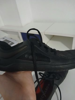 Zapatos negros vivobarefoot nuevos