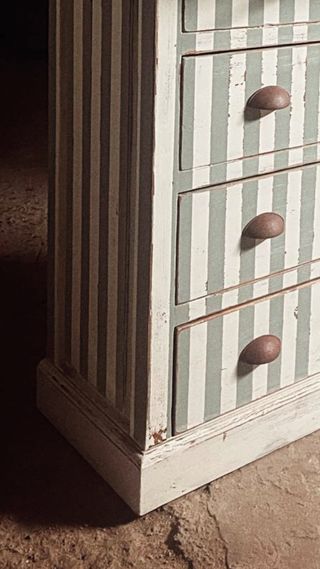 Cómoda Rayas Vintage