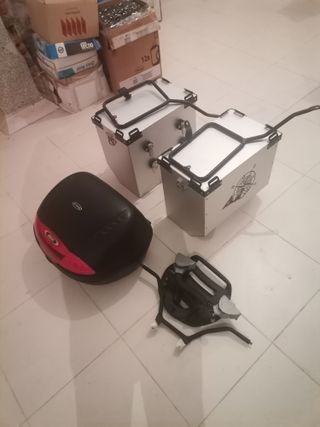Maletas Laterales y Baúl BMW Givi bmw f650gs