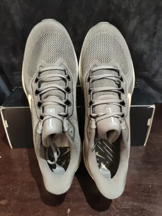 T. 47 PRECIO NO NEGOCIABLE Zapatillas Nike Air Zoo