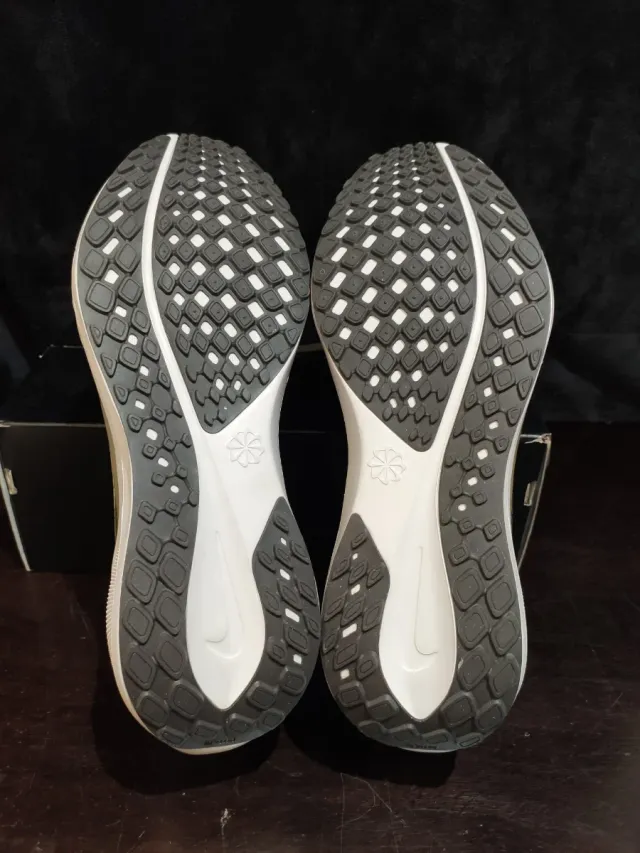 T. 47 PRECIO NO NEGOCIABLE Zapatillas Nike Air Zoo