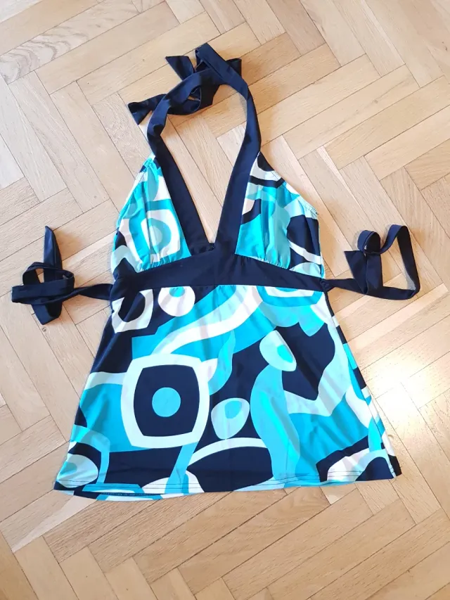 Blusa halter con estampado geométrico