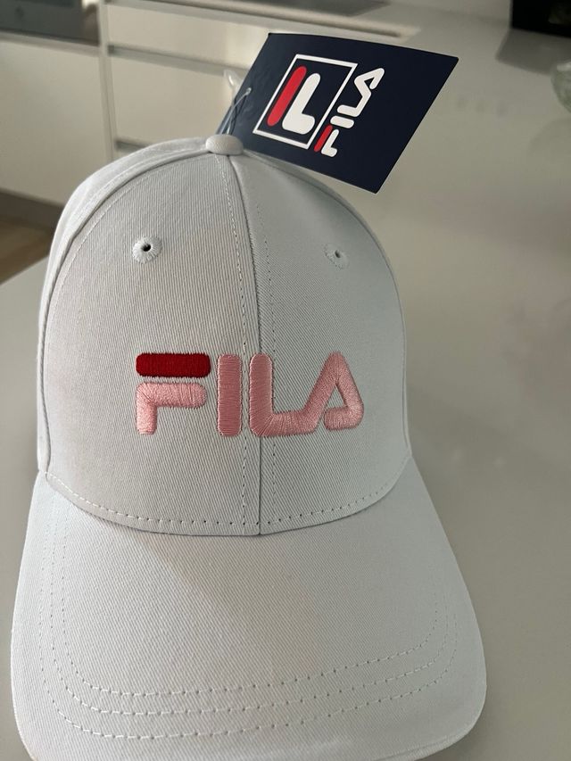 Gorra Fila Blanca y Rosa