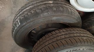 Llantas de hierro con tapacubos Mercedes