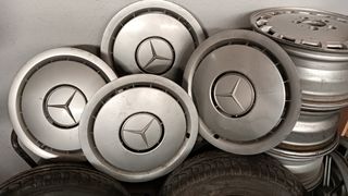 Llantas de hierro con tapacubos Mercedes