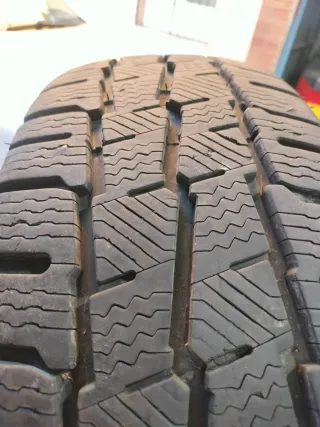 Neumáticos Michelin 215/75 R16C