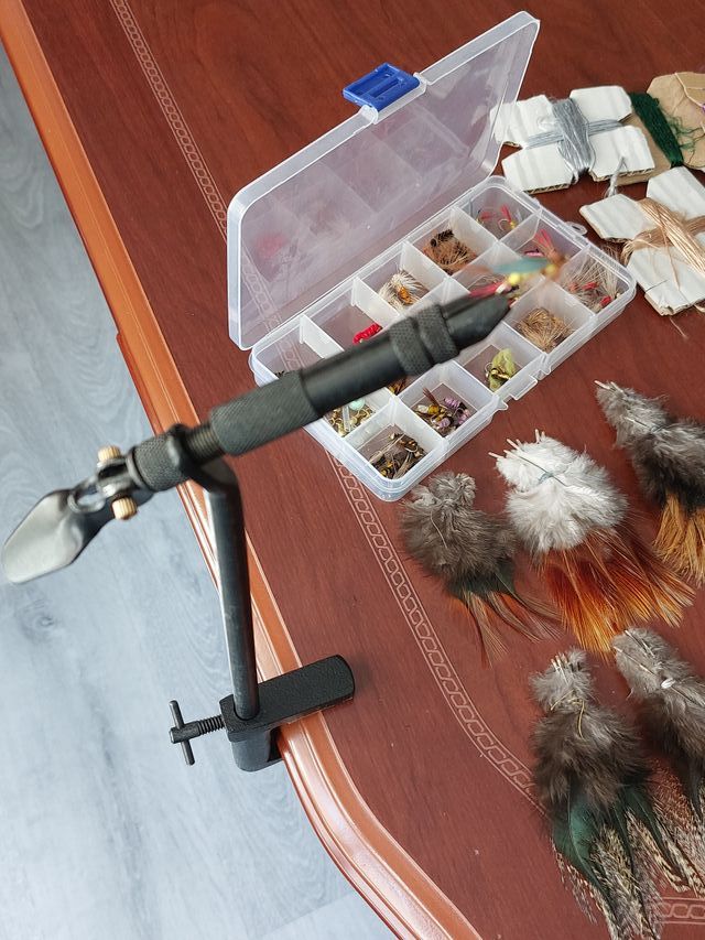 EQUIPO PARA HECER MOSCAS AHOGADAS