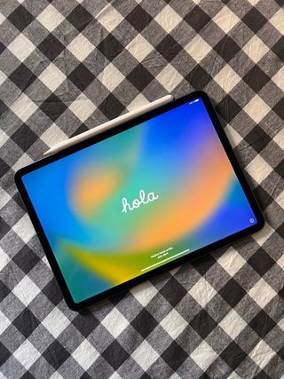iPad Pro 2018 64G + Apple Pencil 2da Gen + Teclado