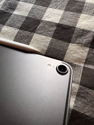 iPad Pro 2018 64G + Apple Pencil 2da Gen + Teclado