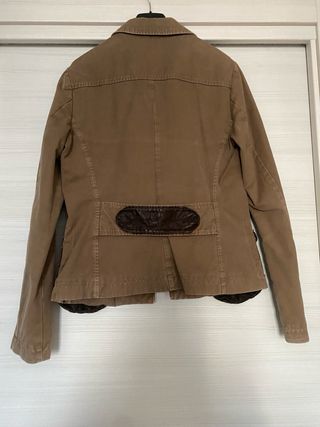 Giacca Benetton marrone taglia 42 con tasche pelle